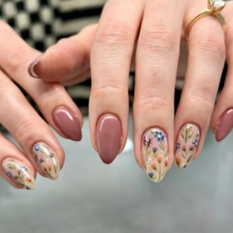 Flower Press on Nails Short Almond Fake Nails Kit